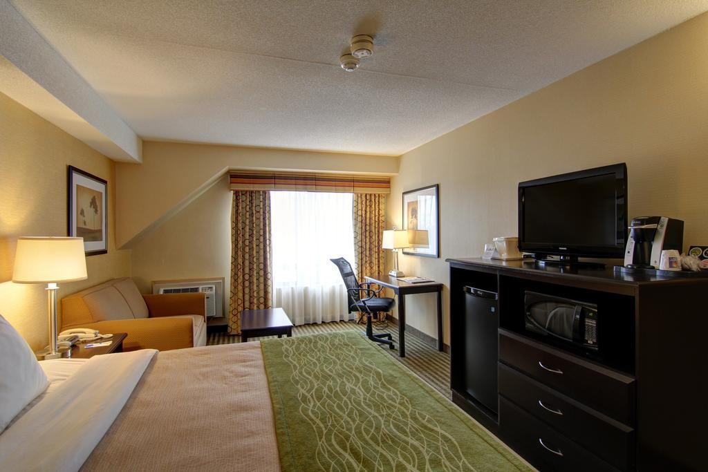Comfort Inn Chatham-Kent Buitenkant foto