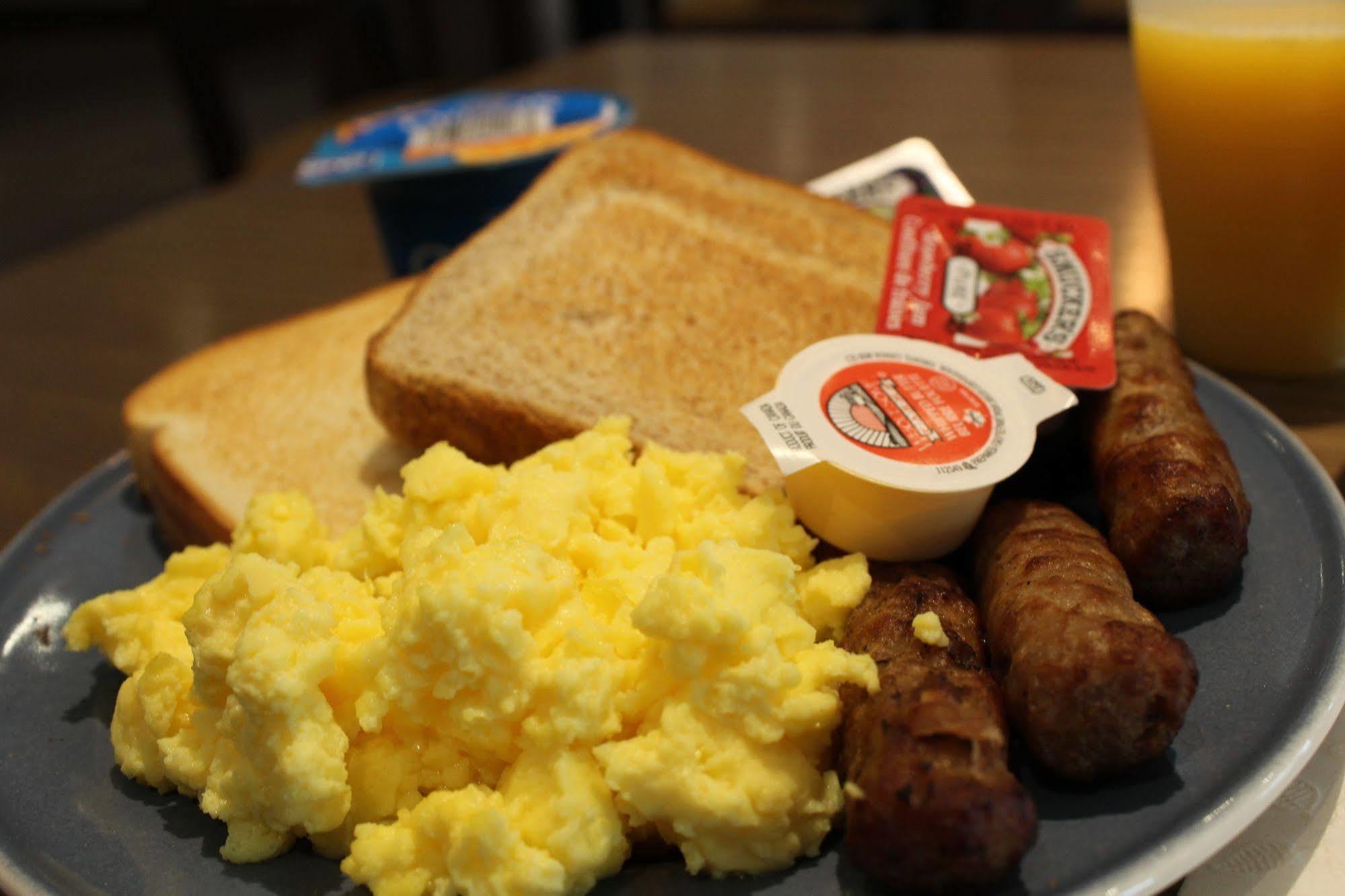 Comfort Inn Chatham-Kent Buitenkant foto