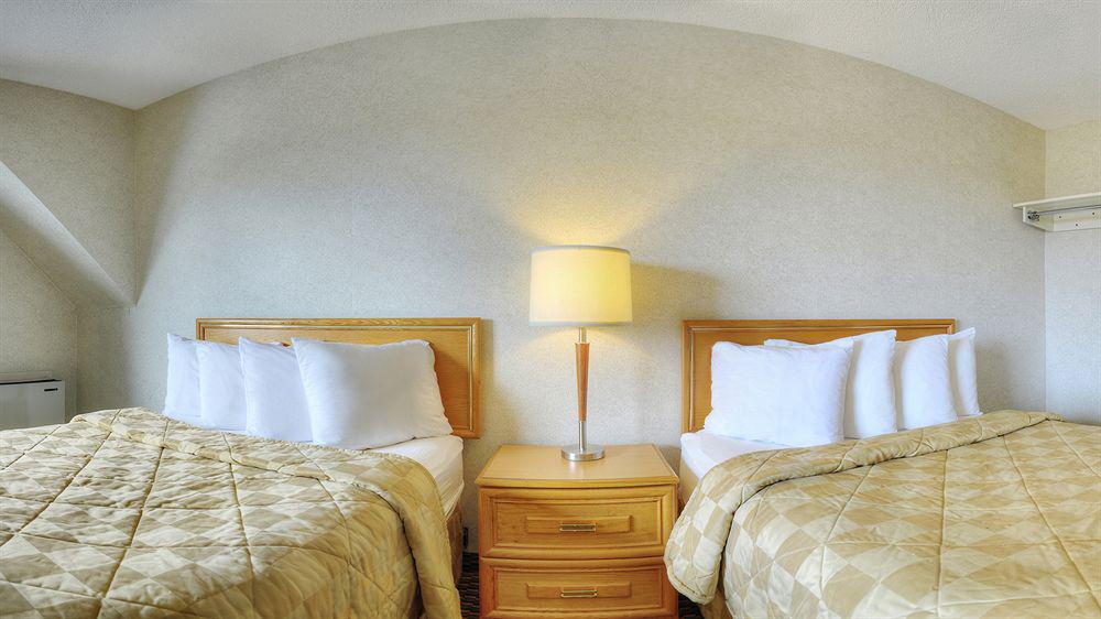 Comfort Inn Chatham-Kent Buitenkant foto